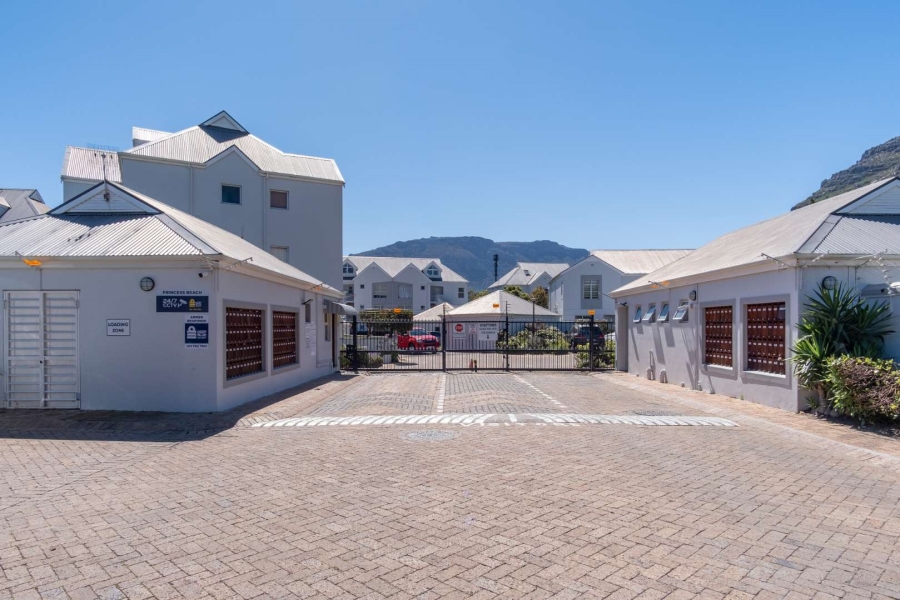 3 Bedroom Property for Sale in Beach Estate Western Cape